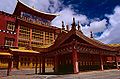 Sumtselin Gompa Monastery / Monasterio de Sumtselin Gompa.