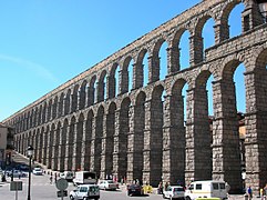 Aqueduto romano em Segóvia, Espanha.