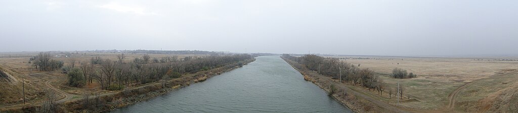 Panorama över kanalen.