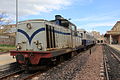 LDe 609 nella livrea della sede ferroviaria territoriale di Macomer, in sosta nella stazione ARST di quest'ultimo centro