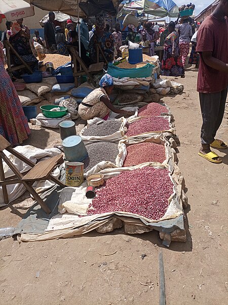 File:Marché Central de Bunia 05.jpg