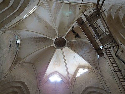 Voûte octopartite de la croisée du transept.