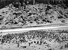 Armenian cemetery in Julfa, 1915.jpg