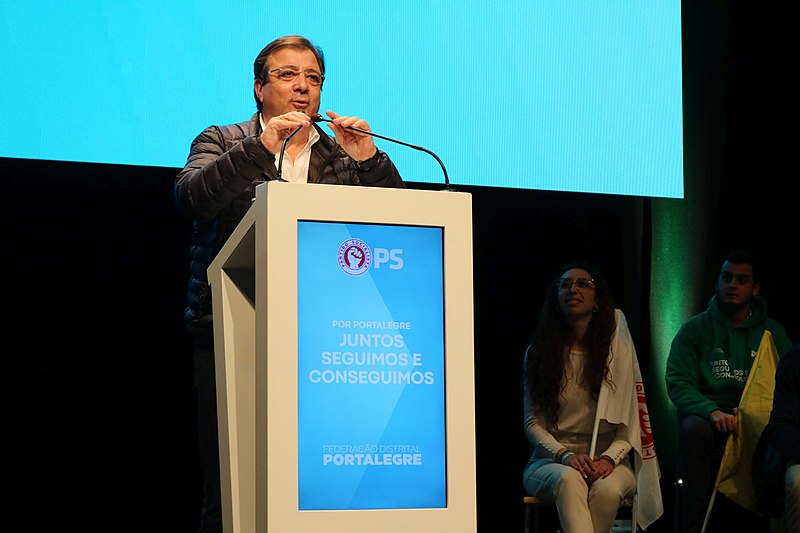 File:Cierre de campaña electoral en Portugal (51849581179).jpg