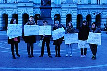 Manifestantes do "The Coming Out Day" nas ruas