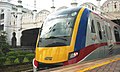 Sebuah kereta EMU KTM Kelas 92 di Stasiun Kereta Api Kuala Lumpur  1  2 