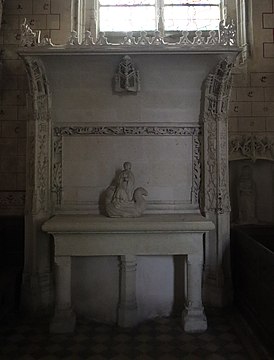 Retable à dais calcaire église Saint-Sixte.