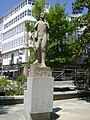 Monumento a Porlier, de Francisco Escudero, no Campo da Leña