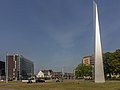 Eindhoven, sculpture (de Naald) à la place Marconiplein