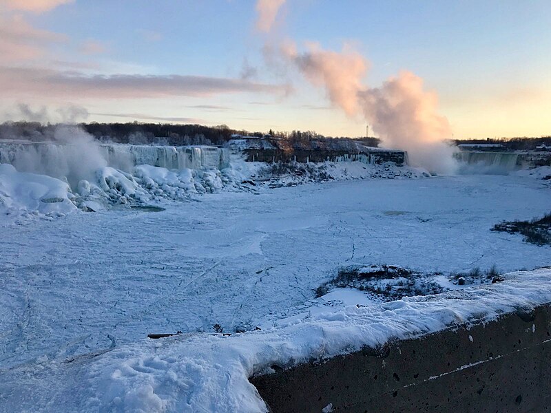 File:Frozen Niagara Falls.jpeg