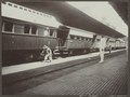 Kereta penumpang di masa kolonial (lk 1910)