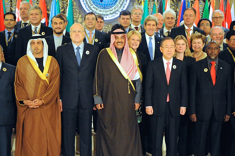 File:Secretary Kerry Joins Attendees For Syrian Donors' Conference Group Photo (11962670063).jpg