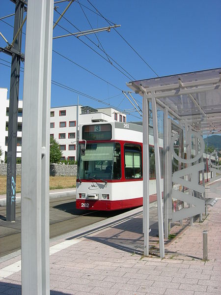 File:Vauban - tram - Freiburg.JPG