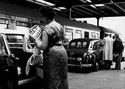 Autoslaaptrein op station Amsterdam-Amstel, 18 juli 1962