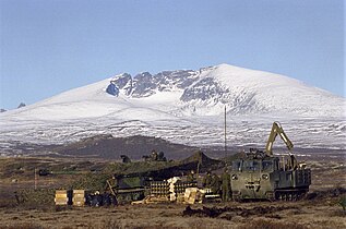 M548 in Norwegian service supplying an artillery position. Known as the NM199 in Norwegian service[7]