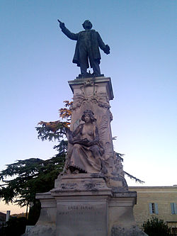 Statue emile jamais.jpg