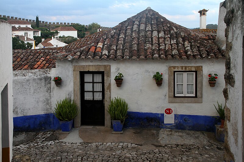 File:Obidos-216-Haus-2011-gje.jpg