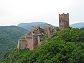 El castell de Saint-Ulrich vist des del castell de Girsberg