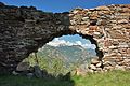 Rovine ai piedi della torre