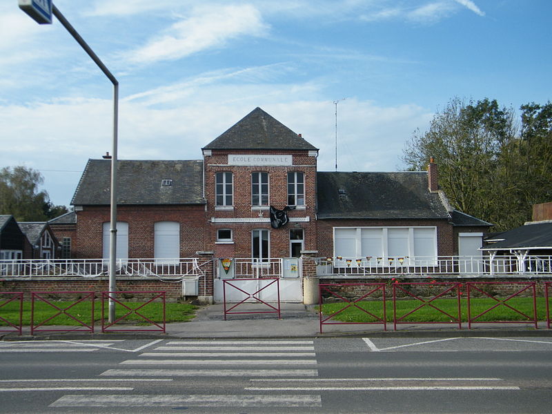 File:Muille-Villette (Somme) France (3).JPG