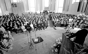 Bundesarchiv B 145 Bild-F032574-0003, Frankfurt, Friedenspreis des Deutschen Buchhandels.jpg