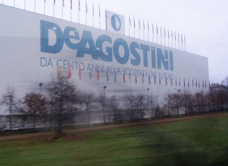 File:Deagostini novara da a4.jpg