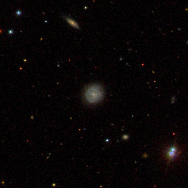 File:IC1040 - SDSS DR14.jpg