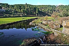 Ribeira do Carapito - Portugal (8642981965).jpg