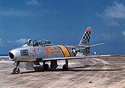 インベイジョンストライプやキルマークで飾られたF-86（朝鮮戦争時）