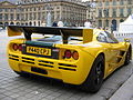 Heckansicht eines McLaren F1 GTR