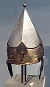 Casc otomà amb marques de l'arsenal de Santa Pau de Constantinoble, v. 1520 (Musée de l'Armée, París)