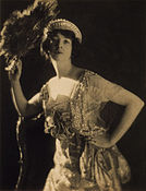 Gertrude Vanderbilt Whitney, Vogue, 1917