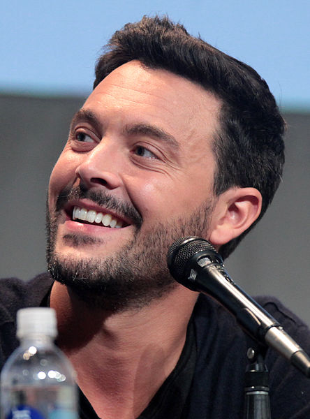 File:Jack Huston by Gage Skidmore.jpg