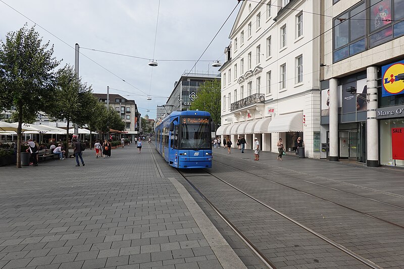 File:Kassel tram 2023 1.jpg