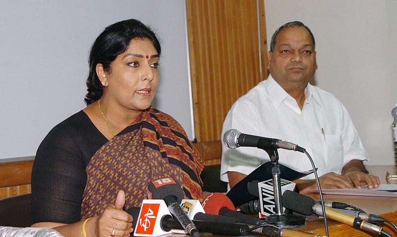 File:The Minister of State (Independent Charge) for Women & Child Development, Smt. Renuka Chowdhury briefing the media about International conference on Child adoption issues, in New Delhi on October 05, 2007.jpg