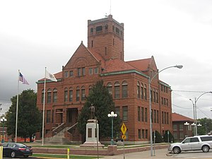 Warren County Courthouse in Monmouth