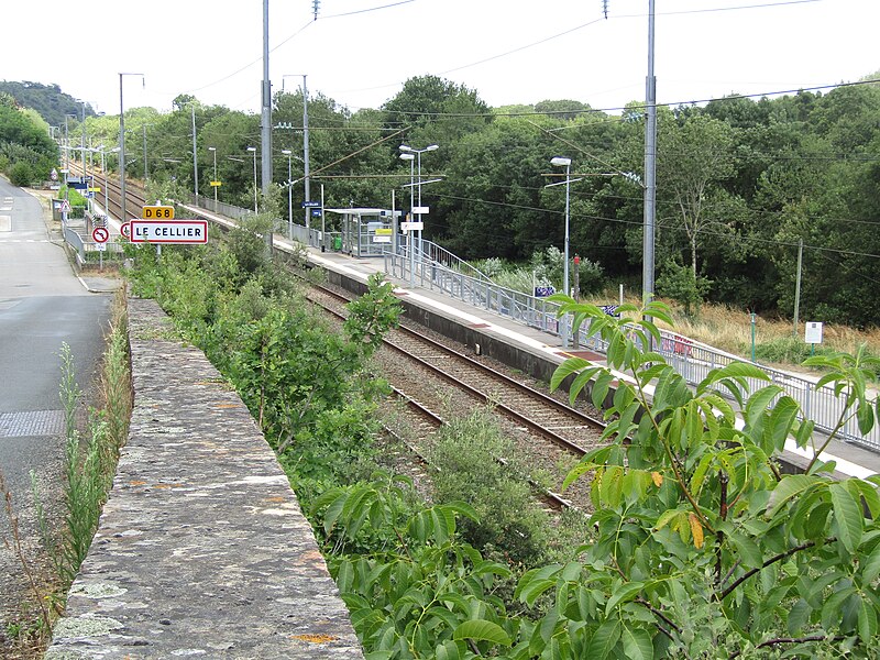 File:Gare du Cellier.jpg