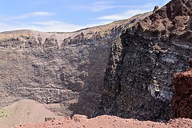 Crater rim volcano Vesuvius - Campania - Italy - July 9th 2013 - 04.jpg