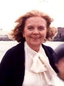 Heidi Kabel Portrait.jpg