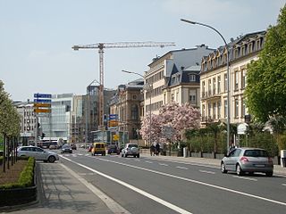 Die N50 als Bvd F.D.Roosevelt im Stadtviertel Gare…