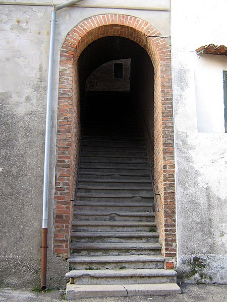 File:Fontanile Scalinata San Giuseppe.JPG