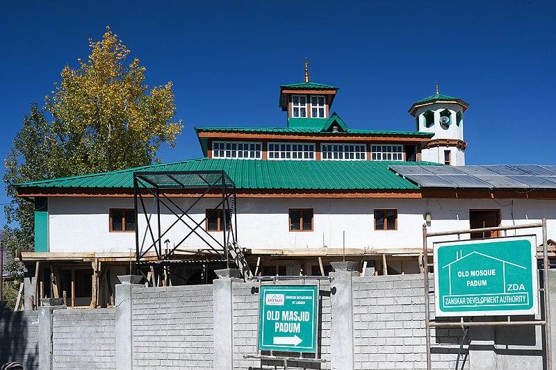 File:Old Mosque SW Padum Oct22 A7C 03907.jpg