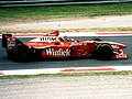 1998: Jacques Ville­neuve in Monza. Der Weltmeister von '97 genießt zusammen mit seinem Vater Gilles in Italien riesige Popularität