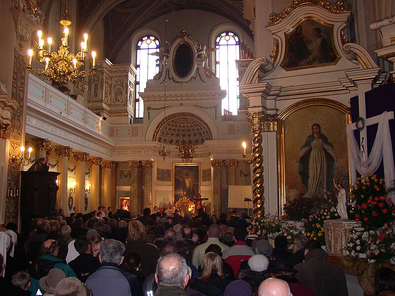 File:Kraków - Emaus 2008 - mass 1.jpg