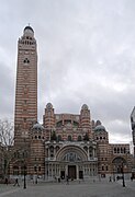 Front view of Westminster Cathedral