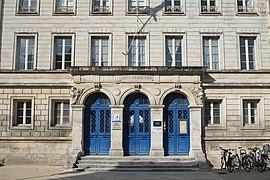 Collège Pierre Loti.