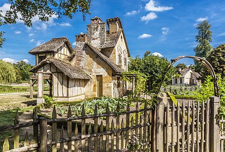 Moulin à eau du hameau de la Reine, Versailles, par Jacky Delville