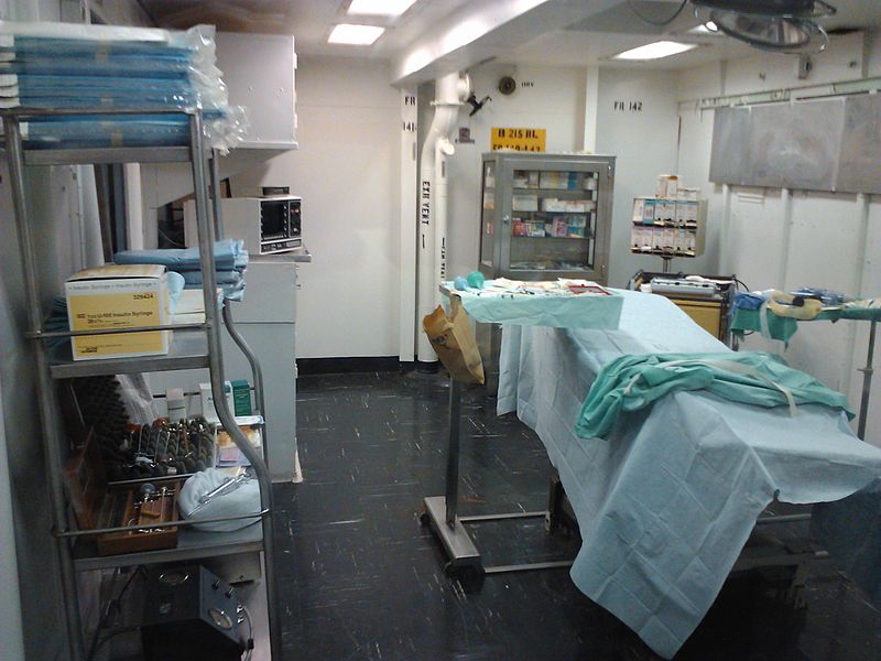 File:Operating rooms USS Lexington.jpg