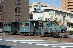 市内線の坊っちゃん列車・D1形+ハ1+ハ2