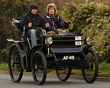 1898 model 6 beygir güç üreten Peugeot Vis-à-vis